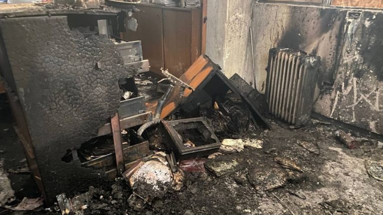 Denuncian intencionalidad: Incendio en Municipalidad de Rancagua destruyó 