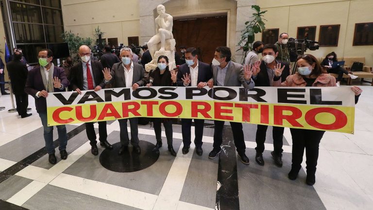 Comisión de Constitución aprueba cuarto retiro de las AFP por 7 votos a favor y 6 en contra