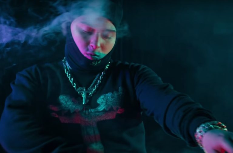 Nueva canción de Pablo Chill-E hace referencia a sus mediáticas detenciones y a Katherine Martorell