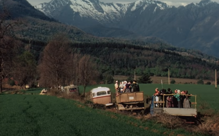 “Siempre había pensado que era como Adolf Hitler”: Se estrena la docuserie Colonia dignidad, una secta alemana en Chile