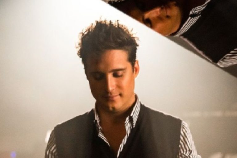 Diego Boneta confiesa qué es lo más difícil de participar en 