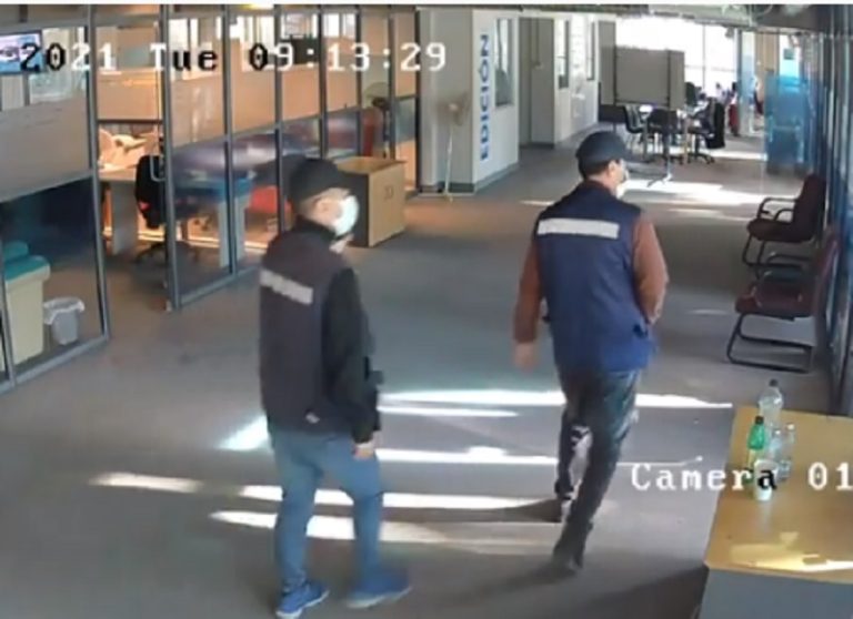 La Red denuncia robo de computadores con material periodístico: Hombres llegaron vestidos de técnicos