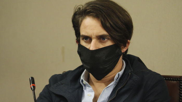 Gonzalo Winter: “El presidente Piñera vendió en el mercado decisiones presidenciales sobre el medioambiente”