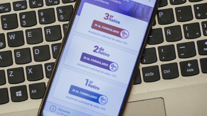 ¿Inconsecuencia o necesidad? Estos son los políticos que retiraron su 10% AFP