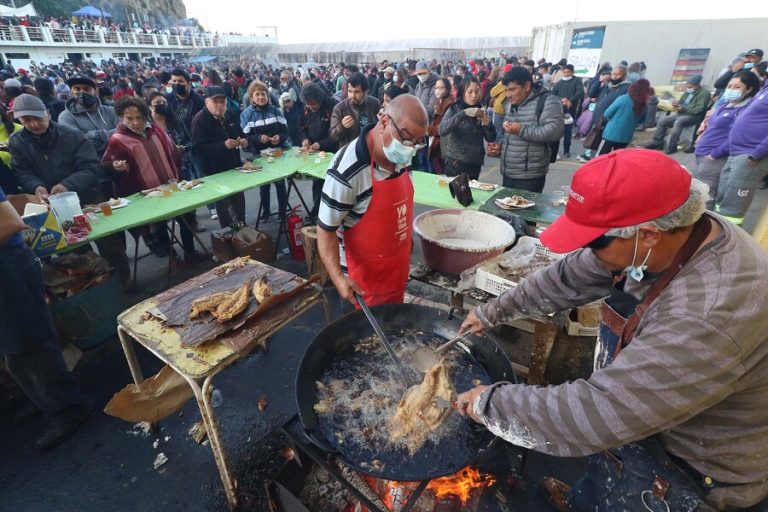 Turistas repletaron las playas del litoral central durante el fin de semana largo