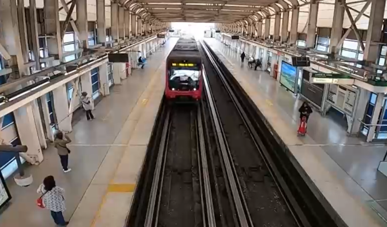 Chile a medias: Estación Laguna Sur sin escaleras mecánicas ni ascensores en dos años