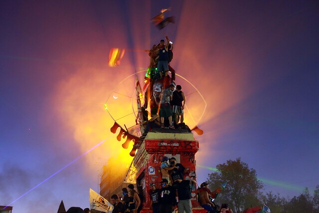 18-O: Las violaciones a los DDHH y las responsabilidades en medio de una reforma estructural a Carabineros que aún no llega