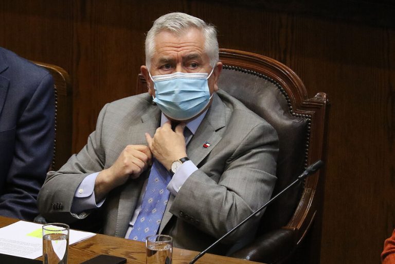 Ministro Paris sobre reducción de presupuesto TTA en medio de alza de casos COVID-19: 