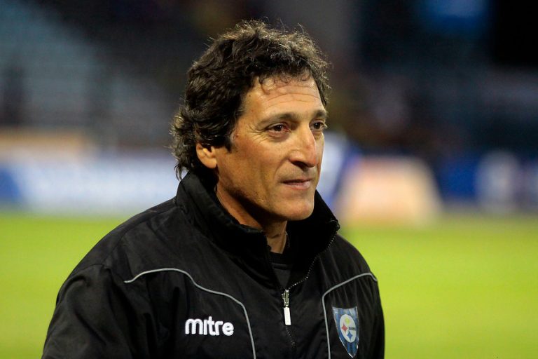 El retorno del Comandante: Mario Salas es el nuevo entrenador de Huachipato