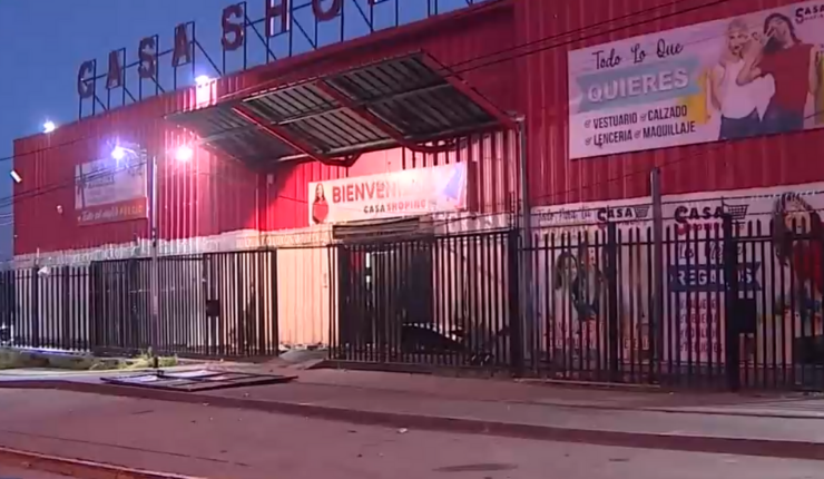 Hombre murió tras saqueo a mall chino de Peñalolén