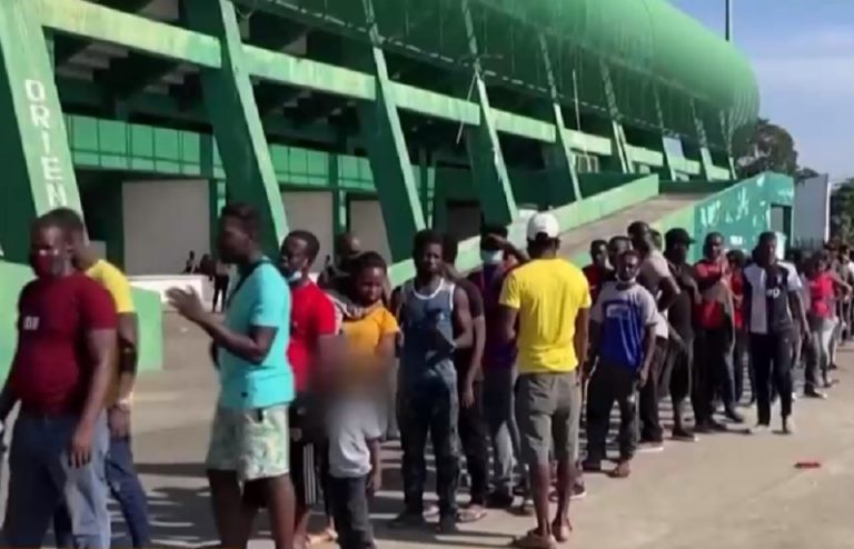 Más de 400 niños chilenos han sido deportados a Haití