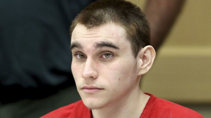 Autor del tiroteo de Parkland se declara culpable de 17 asesinatos