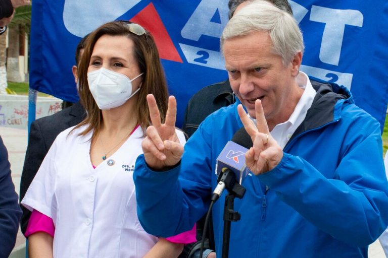 Cadem: José Antonio Kast se mantiene a la cabeza de la carrera presidencial