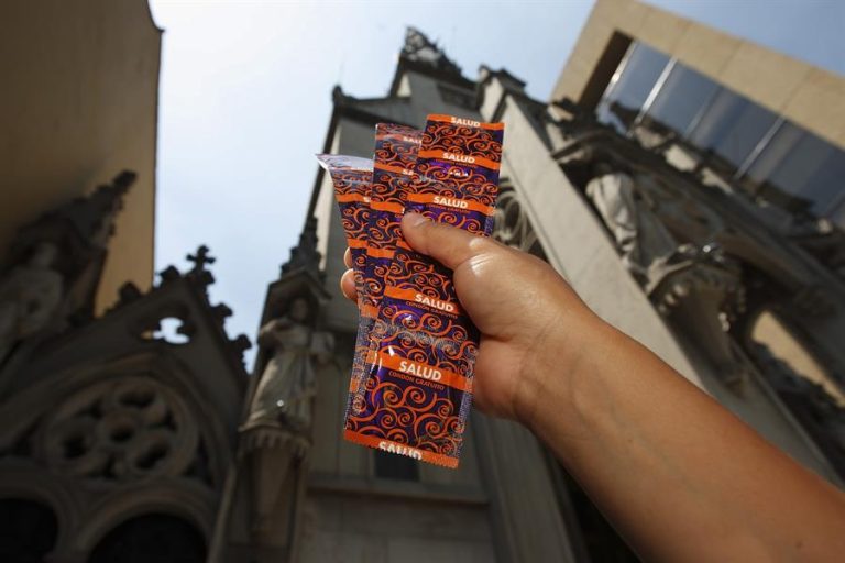 Retirada no consentida del condón podría ser penalizada en Chile