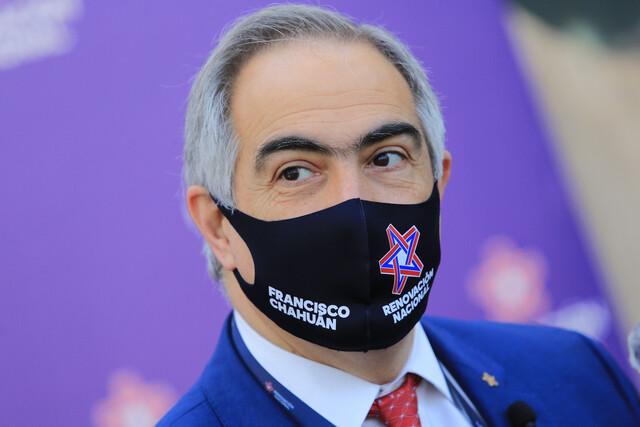 Chahuán entregó respaldo a Sichel: 