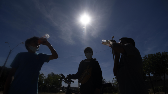 ¡Hoy habrá 32°! Revisa la temperatura para los próximos días en Santiago