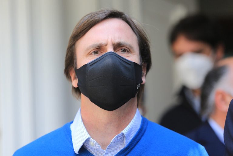 Coordinador político de Sichel critica a la UDI: “Quieren jugar a dos bandas”