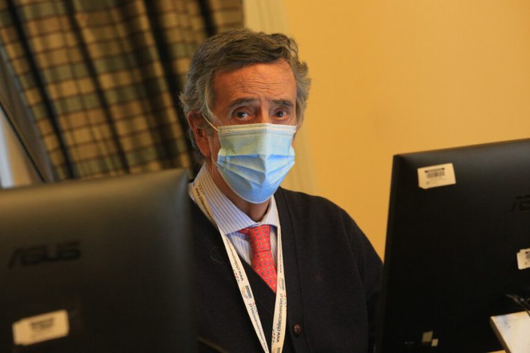 De la Maza y renuncia a Vamos por Chile: Cree que parte de la UDI y republicanos 