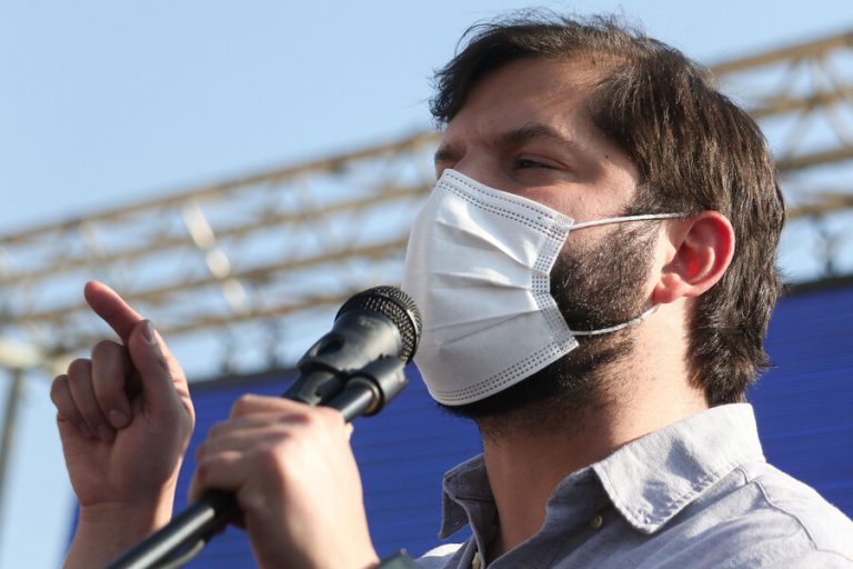 Aborto, fin a las AFP y salario mínimo de $500 mil: Gabriel Boric presentará su programa de gobierno este lunes