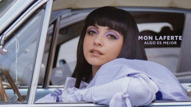 ¡Al fin! Mon Laferte estrenó su nuevo sencillo “Algo es mejor”
