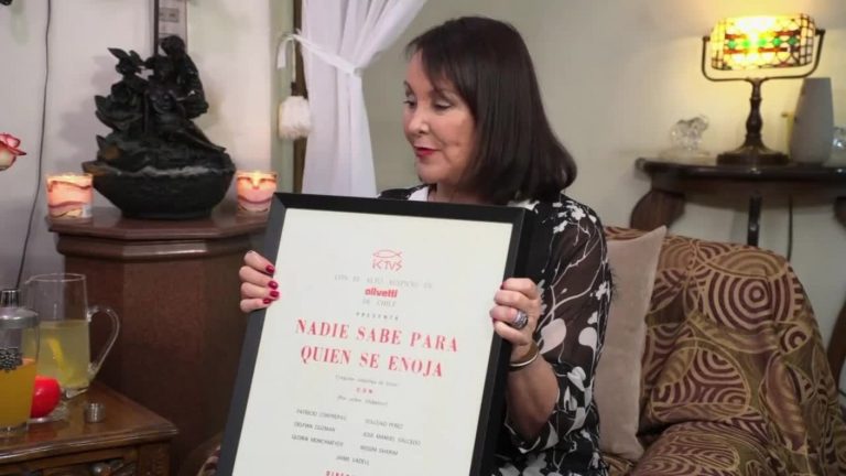 ¡En honor a Nissim Sharim! Soledad Pérez recibió emotivo regalo