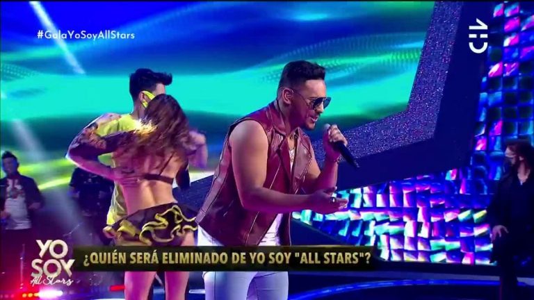 ¿Logró el acting y el vibrato? Romeo Santos se la jugó