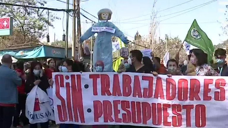 Reclaman por despidos: Se registran manifestaciones en las afueras del hospital San José