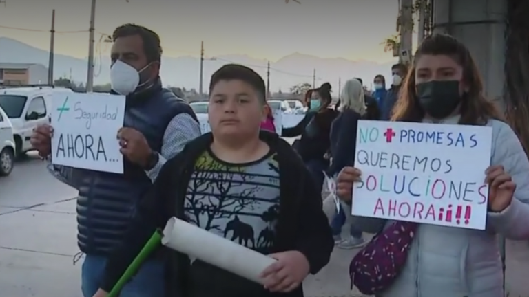 Vecinos protestaron: Alcaldes de Maipú y San Bernardo piden más recursos y más seguridad para sus comunas