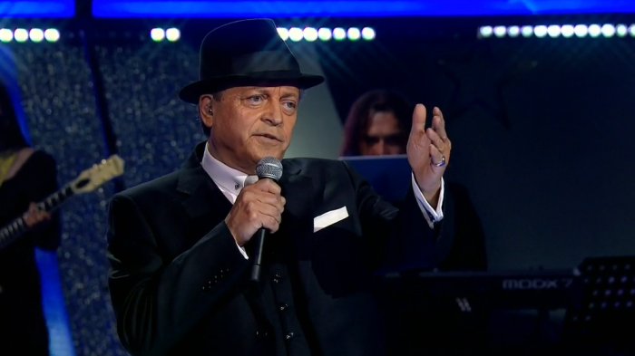 Todo un caballero: Frank Sinatra cautivó al jurado con una sorprendente interpretación de 