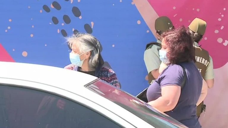 Le robaron $19 millones: Balean a hombre en las afueras de un banco en Mall Plaza Norte