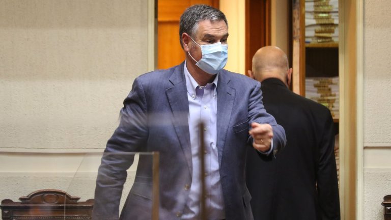 “El fiscal Guerra está pasando coladito”: Las críticas de Manuel José Ossandón a la investigación del caso Exalmar en 2017