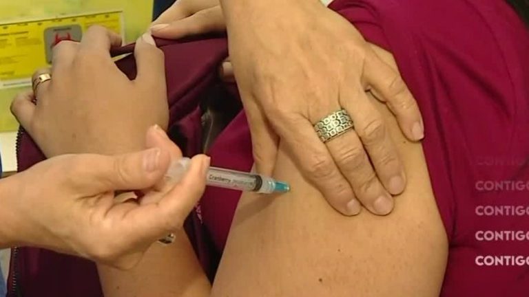 Preocupación por alza de casos Covid-19: Positividad fue de 2%, la más alta desde agosto