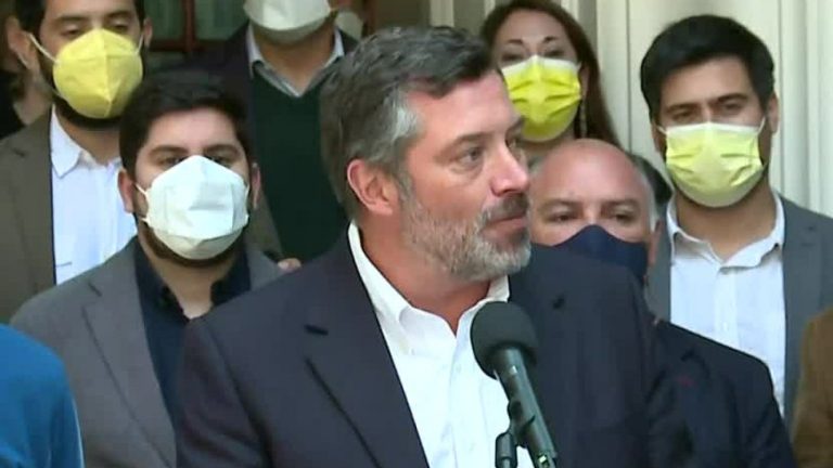 Sebastián Sichel se negó a reconocer platas de pesqueras y le atribuyó la responsabilidad a la DC