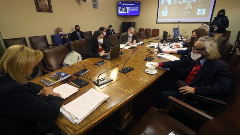 Ya comenzó a revisarse la Acusación Constitucional contra Piñera: Jorge Abbot no asistió a la comisión