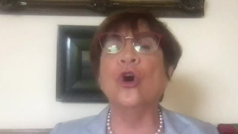 “¿Quiénes son los más violentos? Los jóvenes, que son producto nuestro”: La reflexión de Carmen Hertz