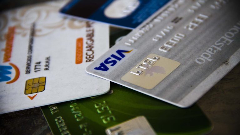 ¿Cómo y con qué pagar en tiempos de inflación? Aquí, todo lo que necesitas saber