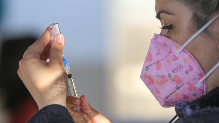 Hoy es más importante que nunca: Conoce el calendario de vacunación de la próxima semana para las dosis de refuerzo