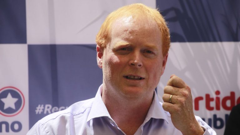 “No podemos mentir y prometerle viviendas a la gente como lo hace Boric”: La explicación de Rojo Edwards sobre los dichos de asesora de Kast