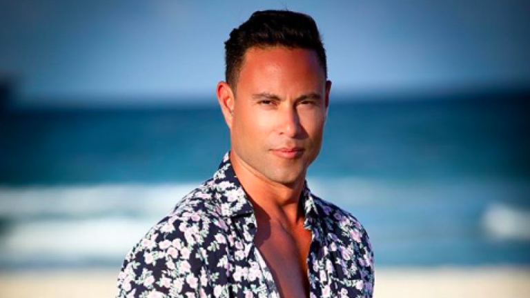 ¡Feliz y enamorado! Rodrigo Díaz festejó 3 años de pololeo con tierna foto