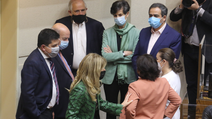 Cuarto retiro del 10% AFP: Nuevamente se retrasa votación en el Senado