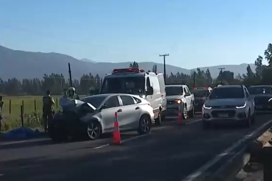 Accidente en la Autopista del Sol: Colisión en Talagante dejó cinco heridos y una persona fallecida