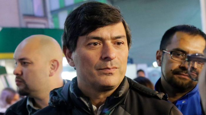 Por PCR inconcluso: Franco Parisi vuelve a postergar su llegada a Chile