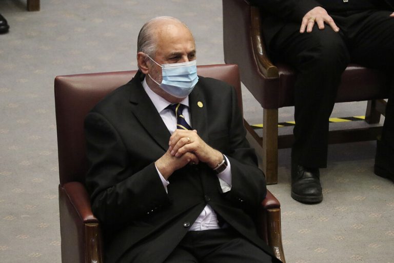 Abbott y acusación constitucional contra pdte. Piñera: 