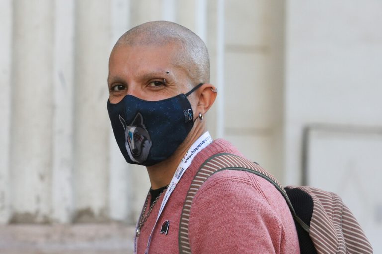 Mesa de la Convención Constitucional aclara que Rojas Vade aún no presenta un documento de renuncia