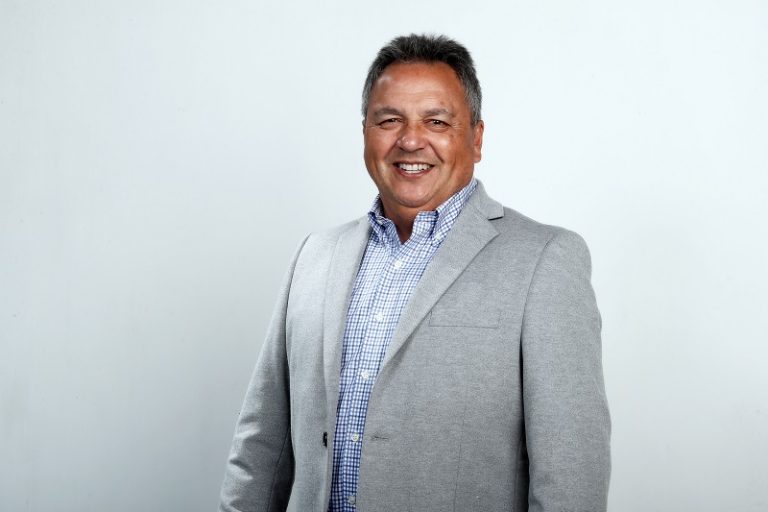 Víctor Hugo Castañeda busca ser diputado por el distrito 5: 