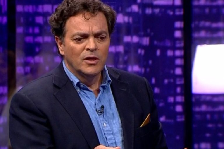 Felipe Izquierdo sacó risas al recordar el día en que casi muere aplastado por su auto: 