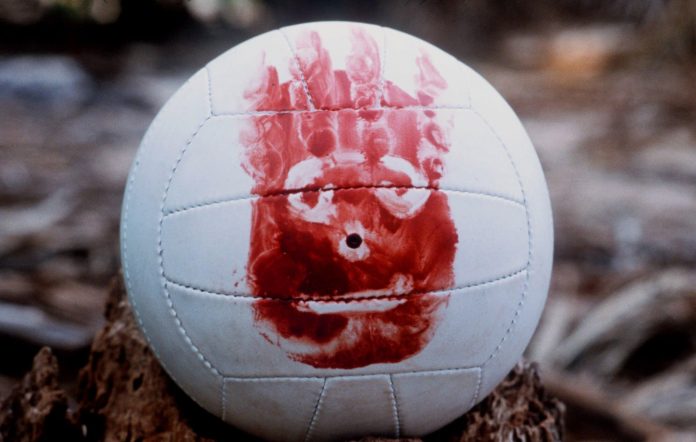 Subastan en casi $250 millones a Wilson, la pelota amiga de Tom Hanks en “El Náufrago”