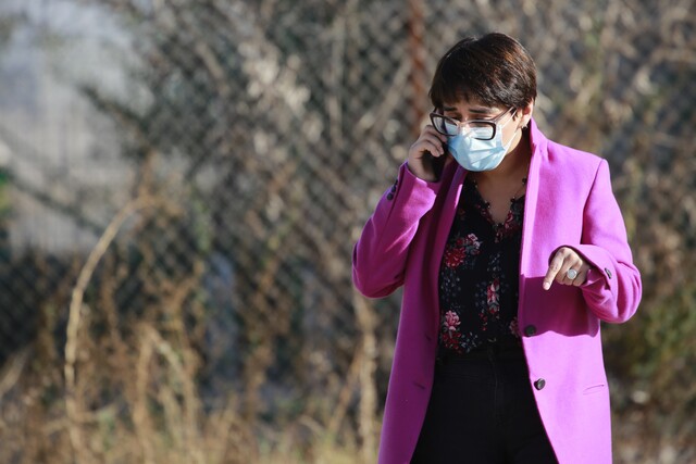 Fiscal acudió a casa de Karina Oliva y realizó diligencias por presunto fraude de subvenciones en gastos de campaña