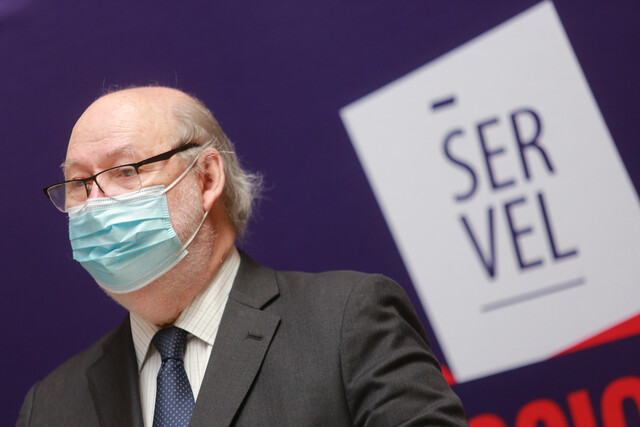 Vocales, carnet vencido y más: Servel aclaró las principales dudas para estas elecciones 2021