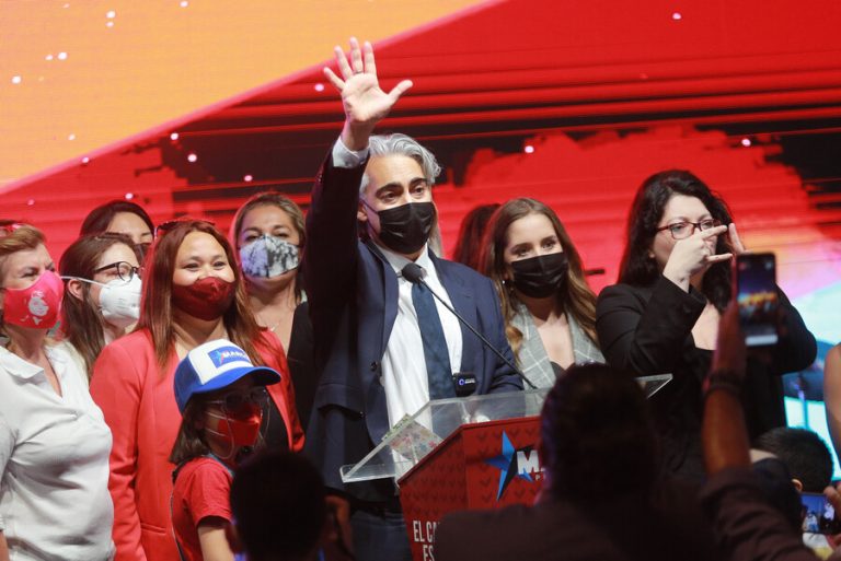 Marco Enríquez-Ominami: El cineasta incansable y su cuarto intento por el sillón presidencial